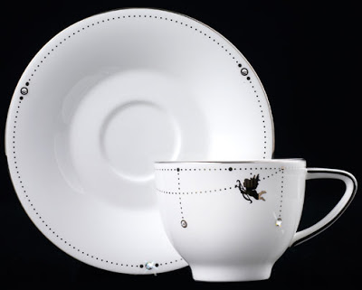 Swarovski+Kristalli+Kahve+Fincan%C4%B1+ve+Tabak+Modelleri Porselen Swarovski Kristalli Tabak Modelleri