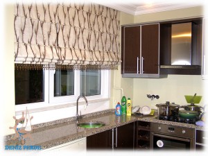 Katlamal%C4%B1+ve+Stor+Mutfak+Perde+Modelleri3 Katlamalı ve Stor Mutfak Perde Modelleri