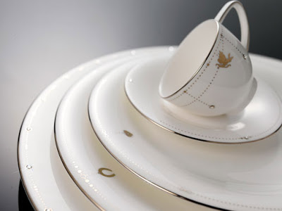 Swarovski+Ta%C5%9Fl%C4%B1+Tabak+Tak%C4%B1m%C4%B1+Modelleri Porselen Swarovski Kristalli Tabak Modelleri