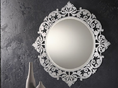 el+oymas%C4%B1+ve+%C3%B6zel+motifler+ile+s%C3%BCslenmi%C5%9F+dekoratif+duvar+ayna+modeli Dekoratif Duvar Ayna Modelleri